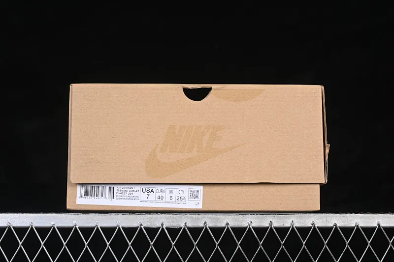 All categories Air Jordan Jordan series basketball shoes Air Jordan 1 Low Air Jordan 1 Low Element "Gore-Tex" AJ1 Joe 1 multi-functional outdoor casual basketball shoes FV4227-201